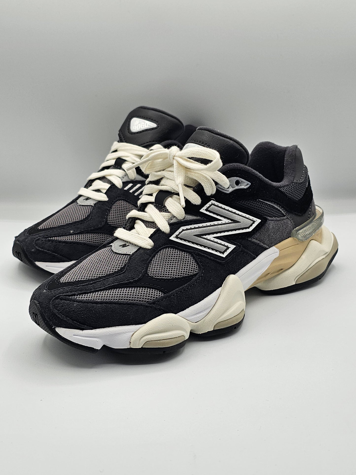 New balance 9060
