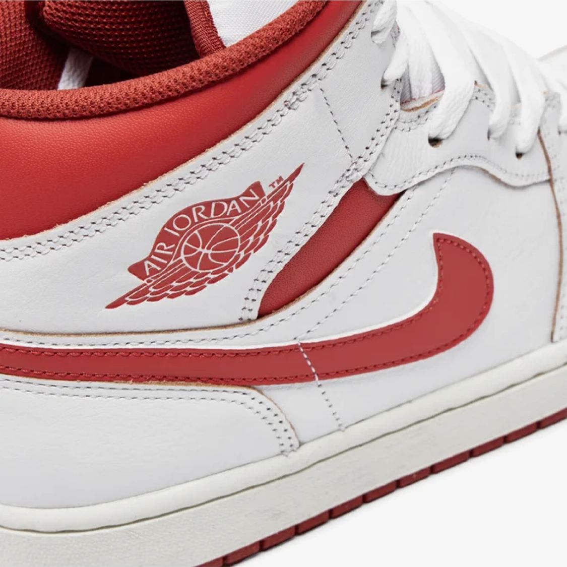 Jordan 1 mid white/lobster