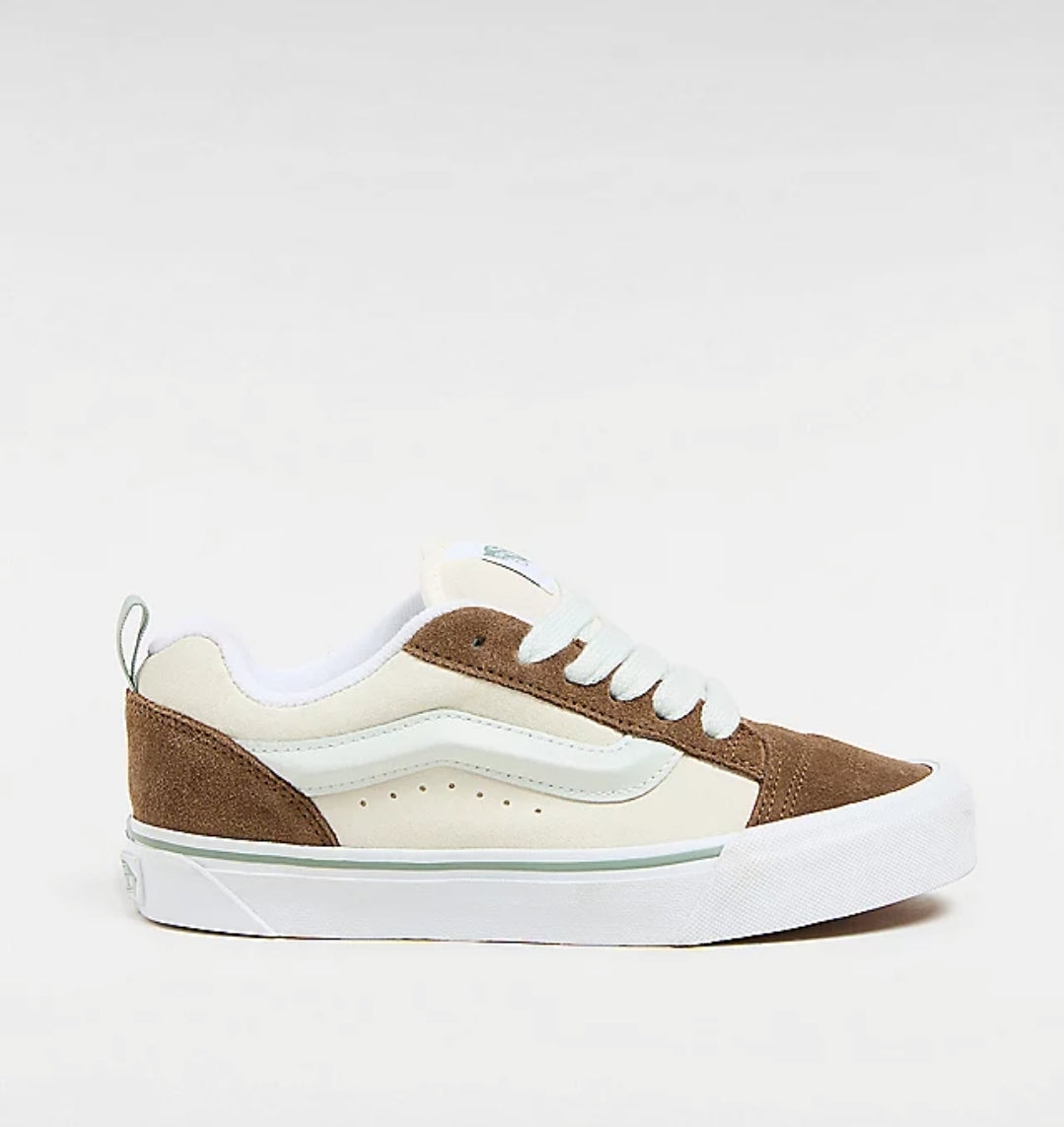 Vans knu skool