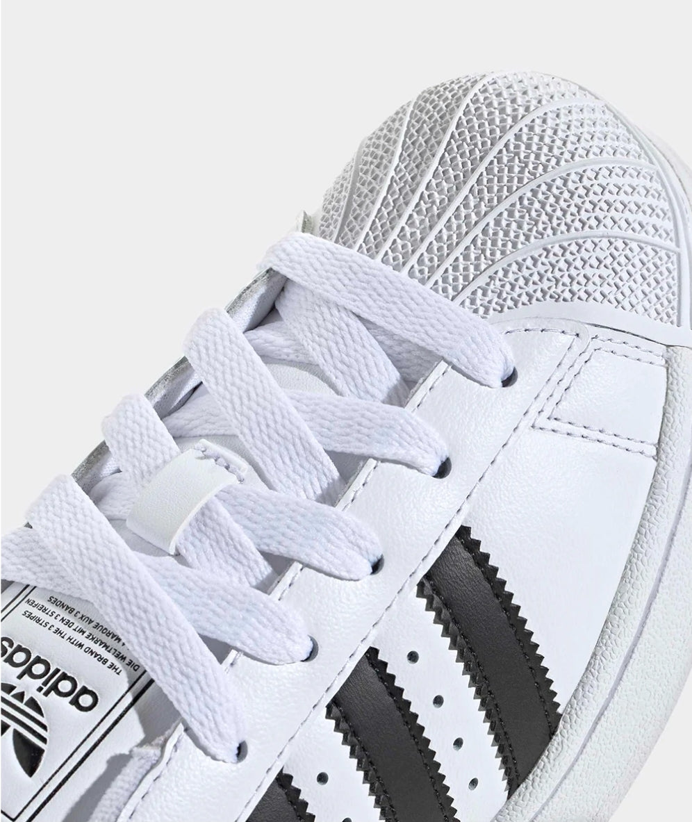 Adidas superstar