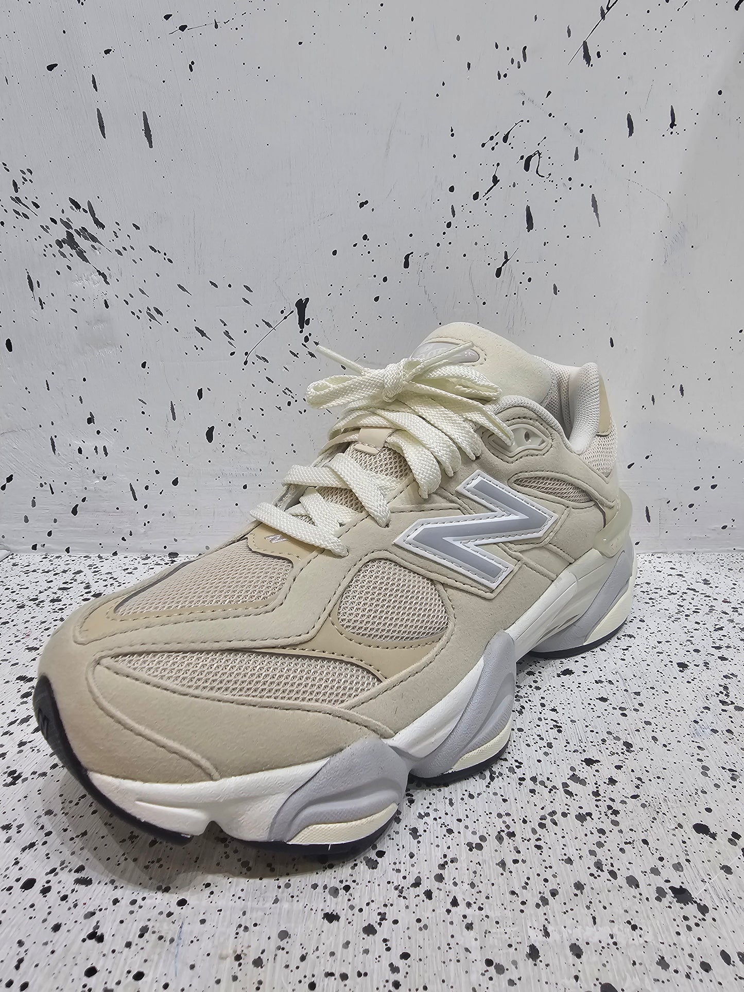 New balance 9060 beige