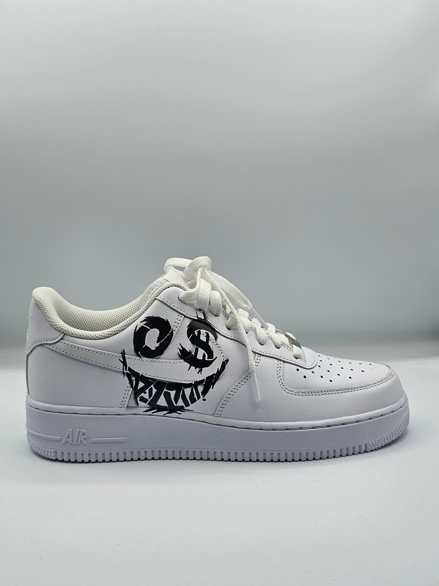 Air force custom smile