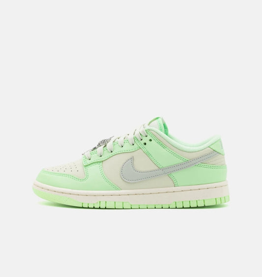 Nike Dunk low green glow