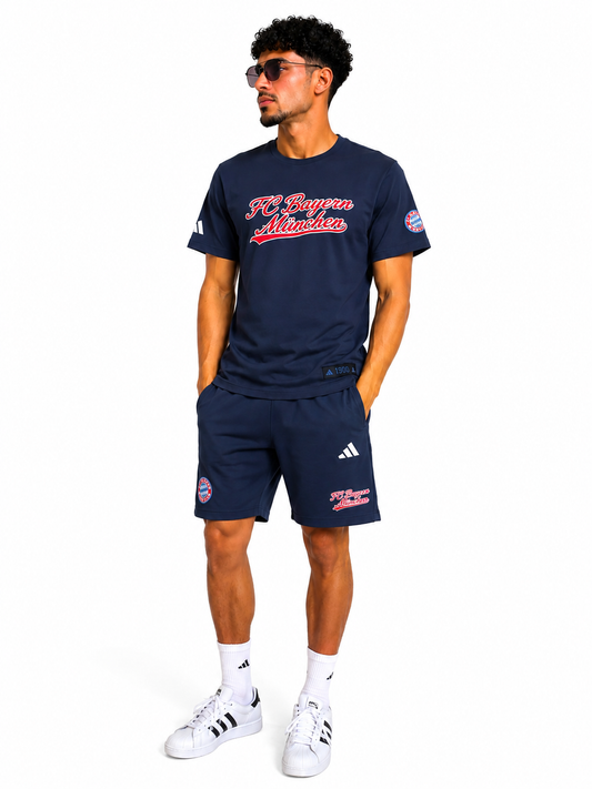 Completino Adidas Bayern monaco  uomo