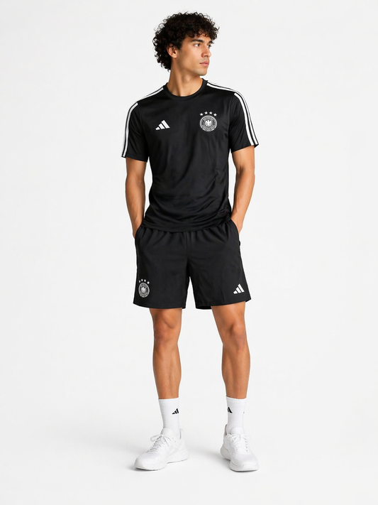 Completino Adidas germania uomo