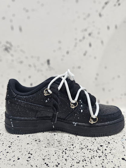 Air force Black rope laces in white